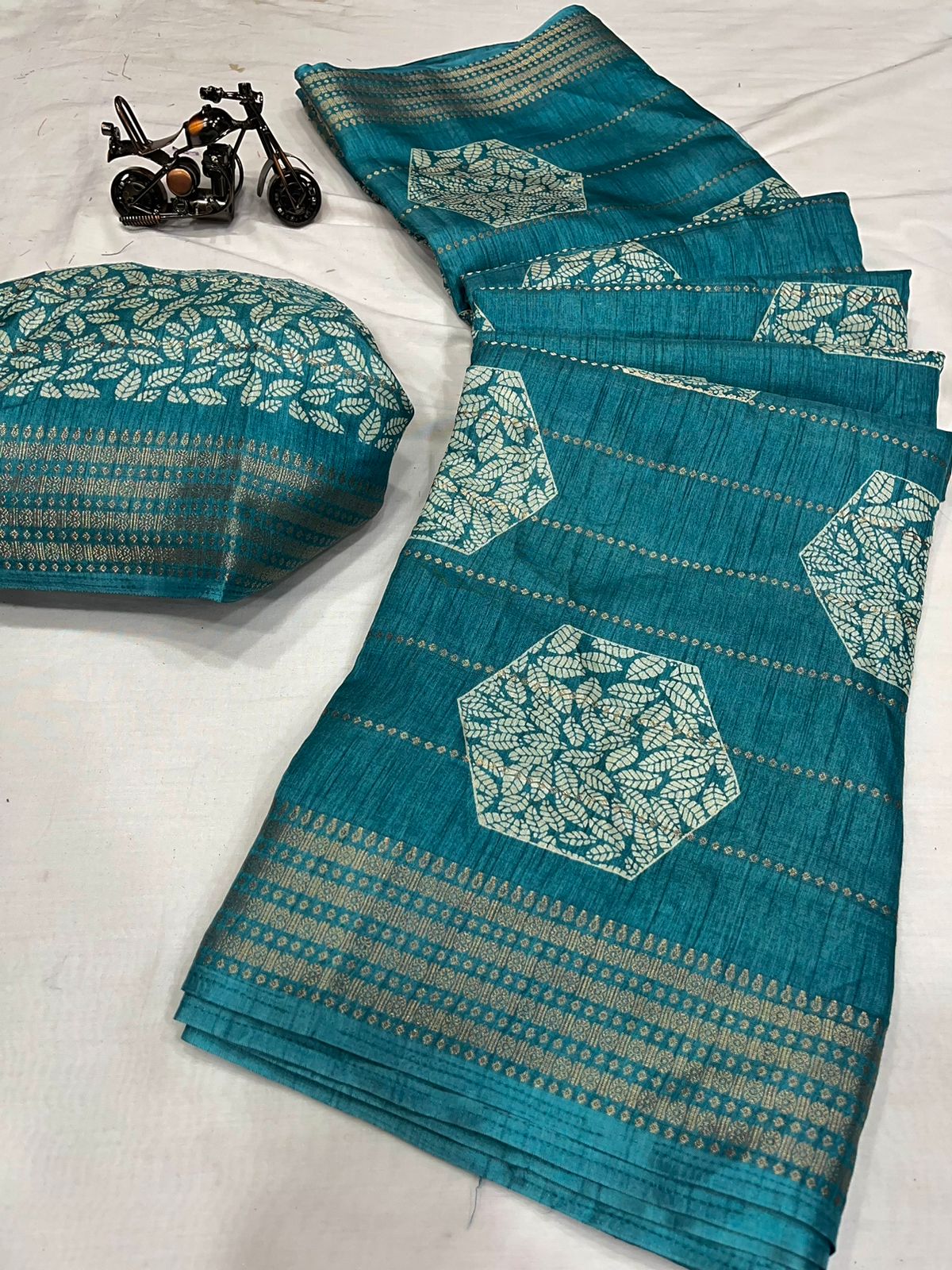 Wow Non Catalogue Super Dola Silk Saree Catalogue